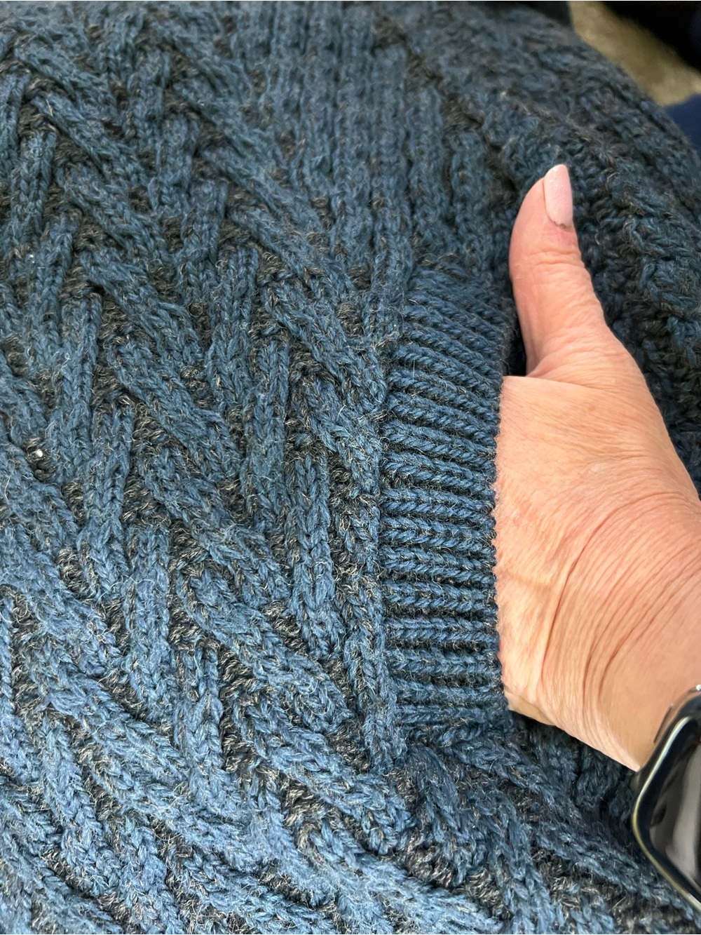 ARAN CRAFTS Open-Front Cable Knit Cardigan Sweater - DARK BLUE/BLACK - Picture 5 of 9